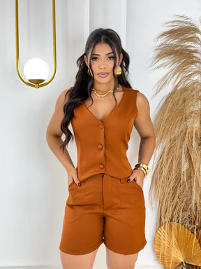 Conjunto Feminino Alfaiataria Colete Decote Em V + Short Com Cinto Look Sofisticado